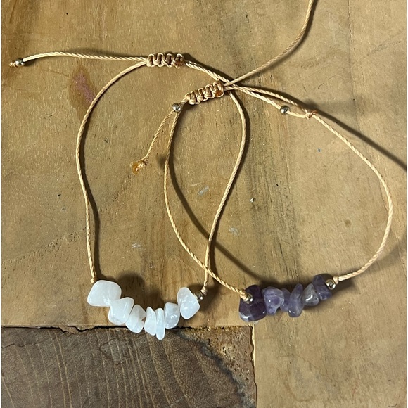 Bundle of 2 Natural Precious Stone Healing Bracelets - Picture 4 of 6